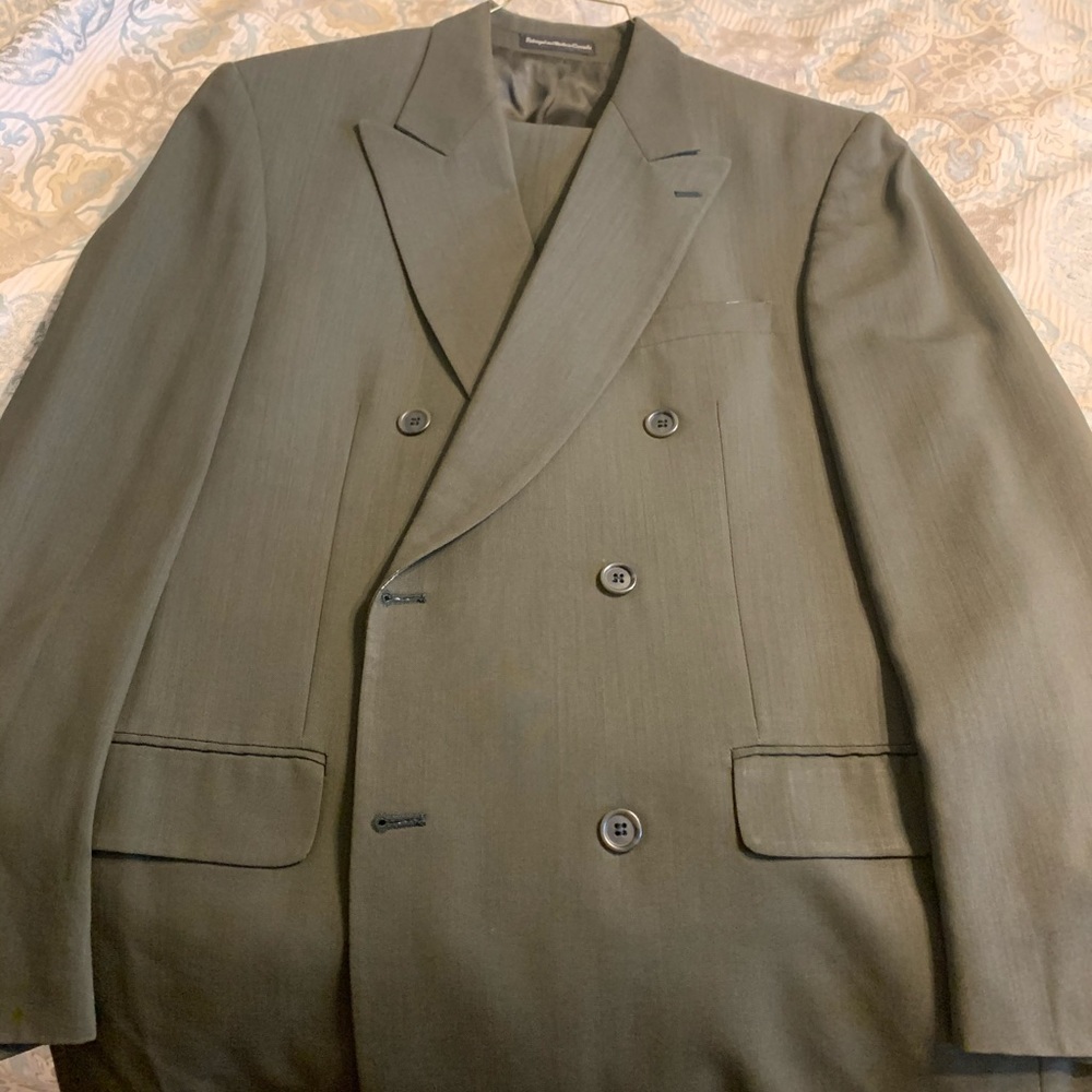 Men’s double breasted suit dark olive green
